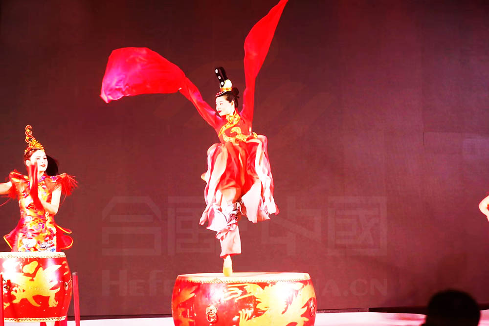 開場鼓表演節(jié)目《鼓上舞》圖片案例3