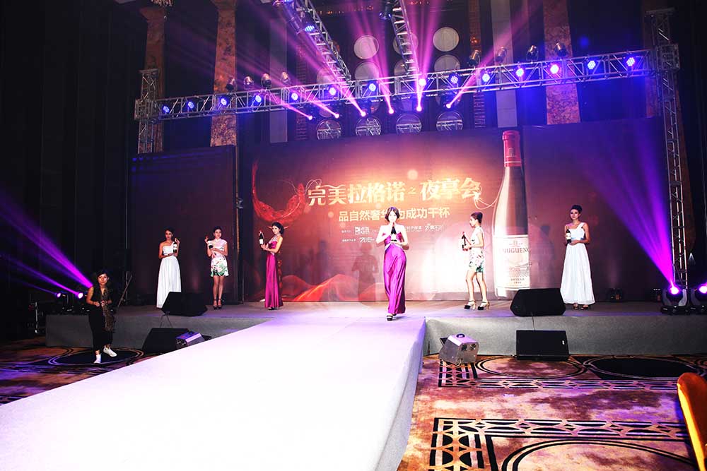 ���ڻ�Ӳ߄���˾�����������Z�����н�(j��ng)��(j��)Փ��������