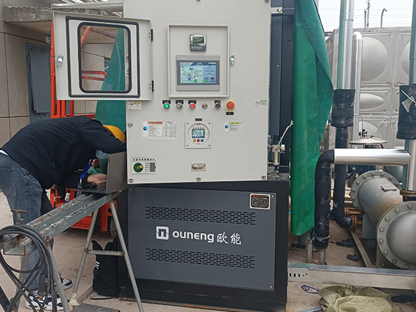 化工用電加熱導熱油爐控溫，改善半導體材料生產